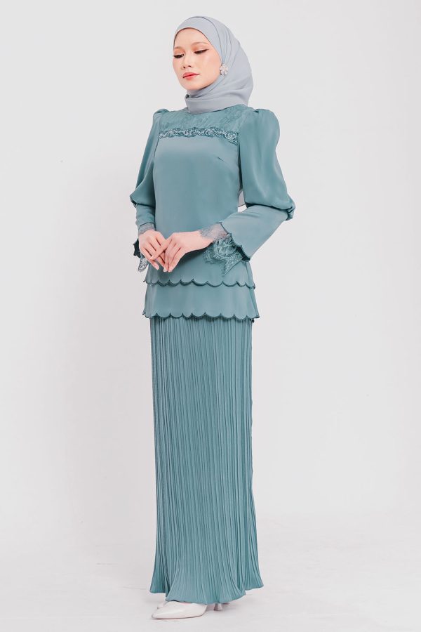 quinn blue 3 quinn blue 3