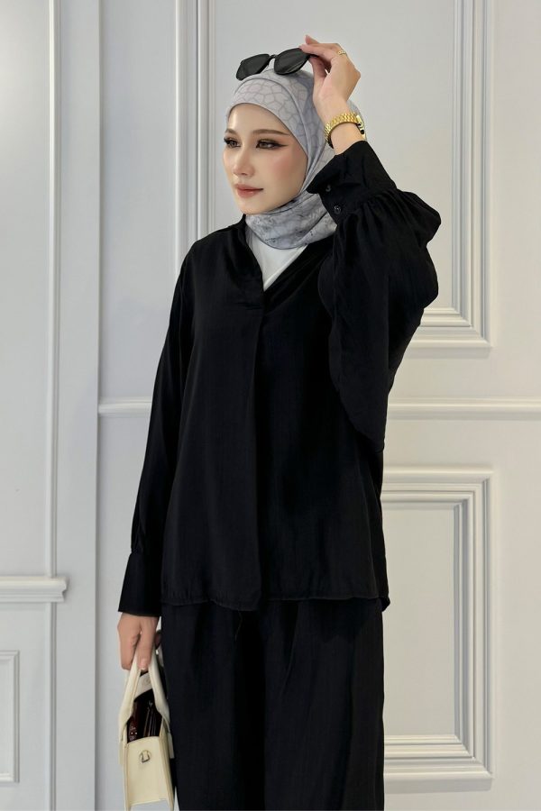 posie.black.4 posie.black.4