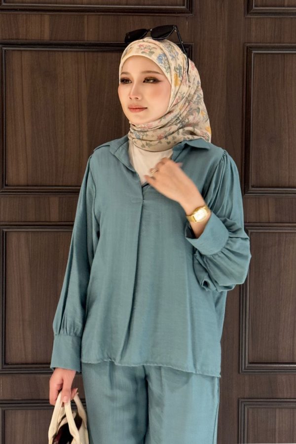 posie.blue.3 posie.blue.3