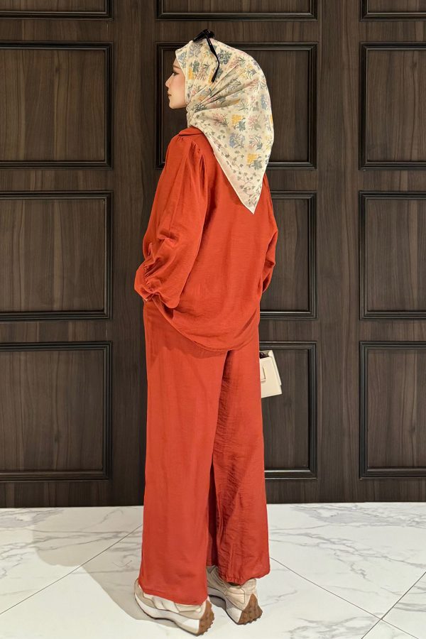 posie.orange.5 posie.orange.5