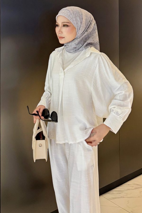 posie.white.2 posie.white.2