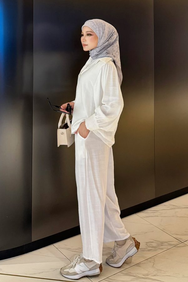 posie.white.5 posie.white.5