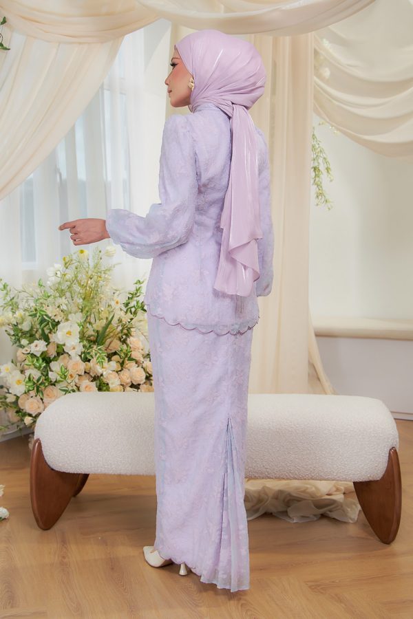 CHARLOTE.LILAC.3 CHARLOTE.LILAC.3