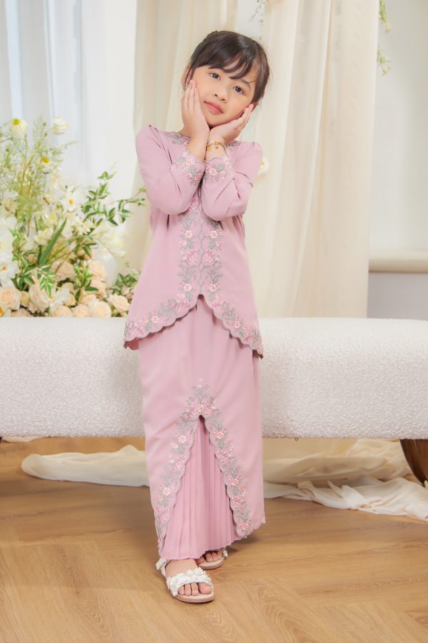 JULIA.KIDS.PINK.3 JULIA.KIDS.PINK.3