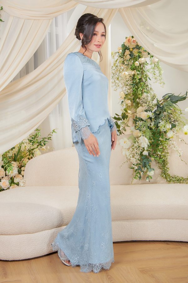 NAYLA.BLUE.3 NAYLA.BLUE.3