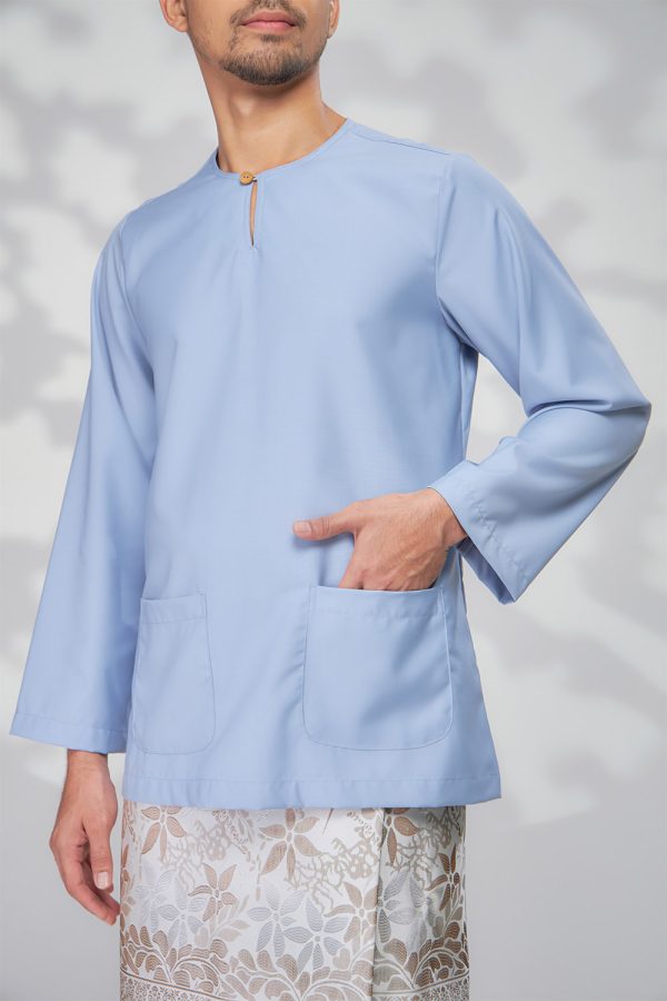 EDWARD.BLUE.4 EDWARD.BLUE.4