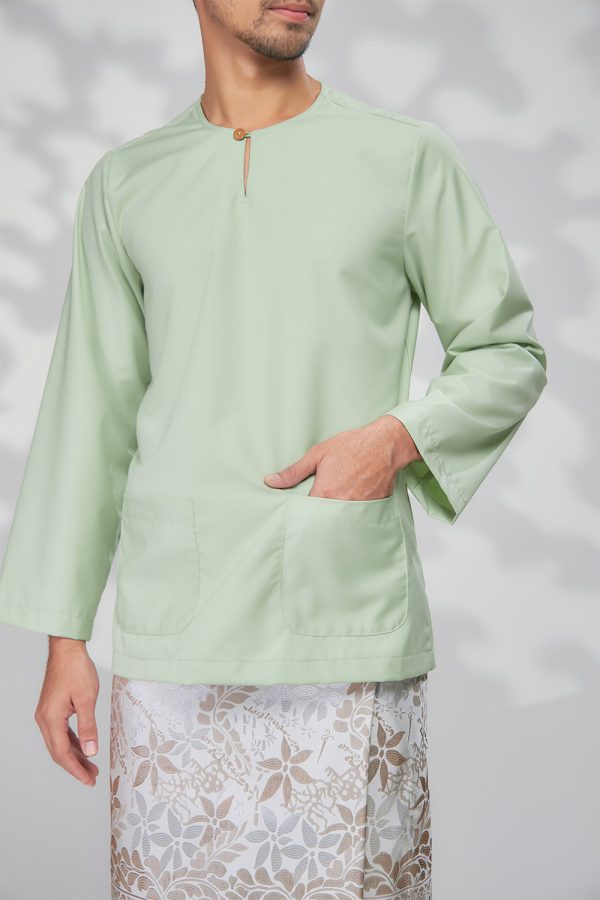 EDWARD.MINTGREEN.4 EDWARD.MINTGREEN.4