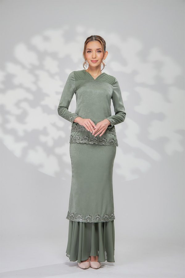 ELANOR.SAGEGREEN.6 ELANOR.SAGEGREEN.6