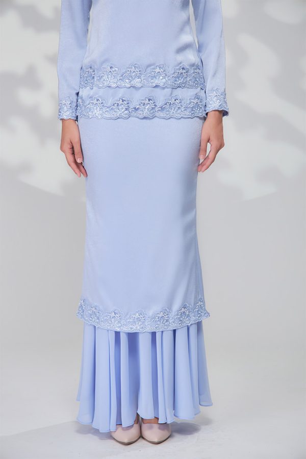 ELANOR.SKYBLUE.4 ELANOR.SKYBLUE.4