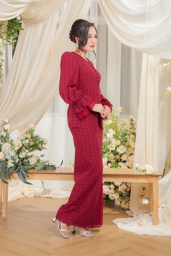 ELOISE.MAROON.6 ELOISE.MAROON.6