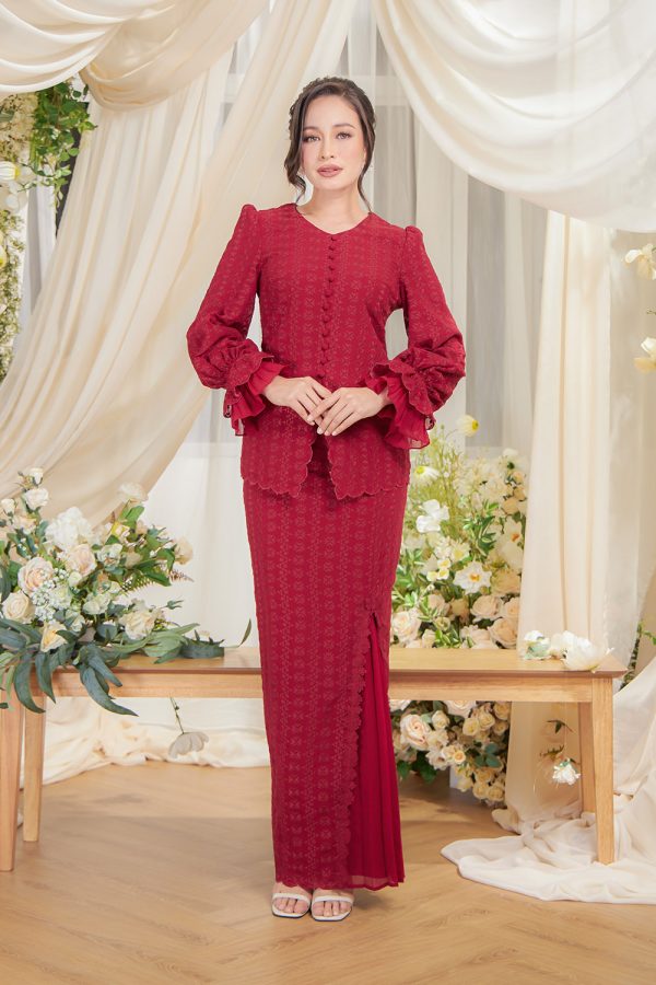 ELOISE.MAROON.7 ELOISE.MAROON.7