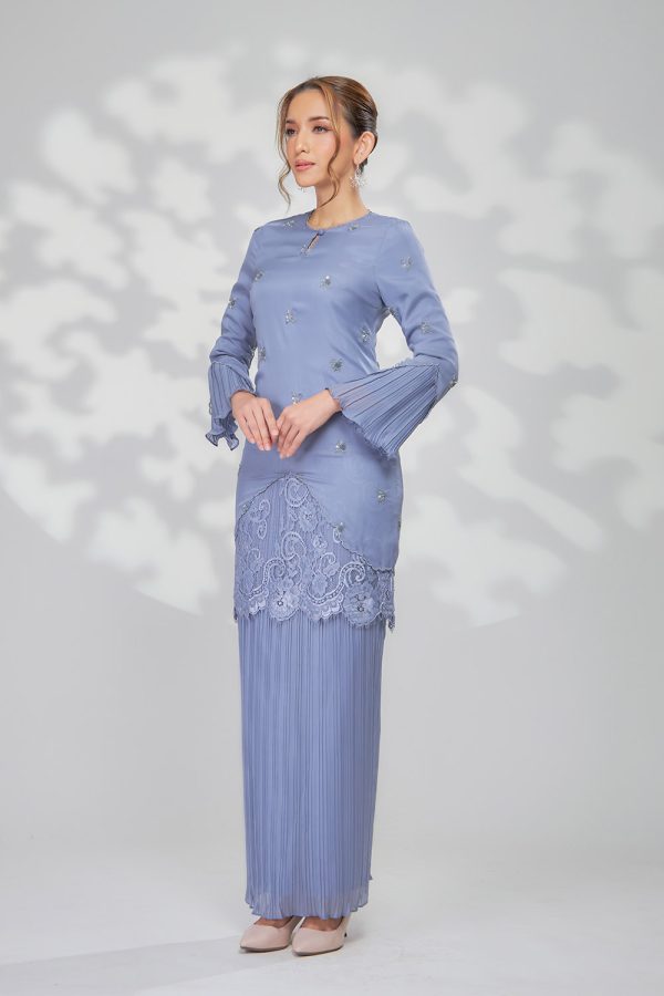 FRANCESCA.ASHBLUE.2 FRANCESCA.ASHBLUE.2