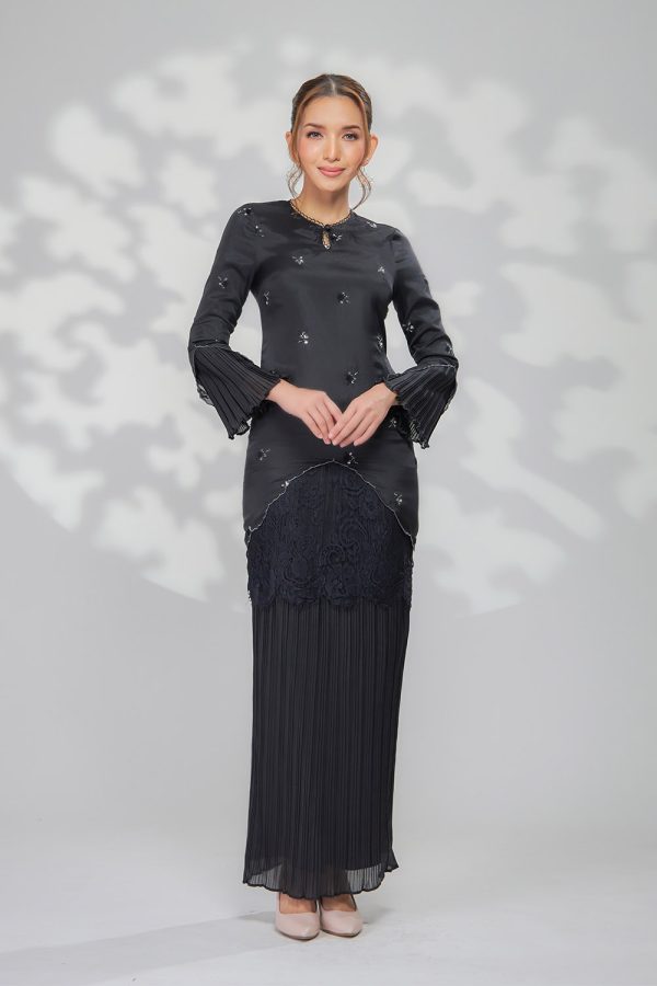 FRANCESCA.BLACK.7 FRANCESCA.BLACK.7