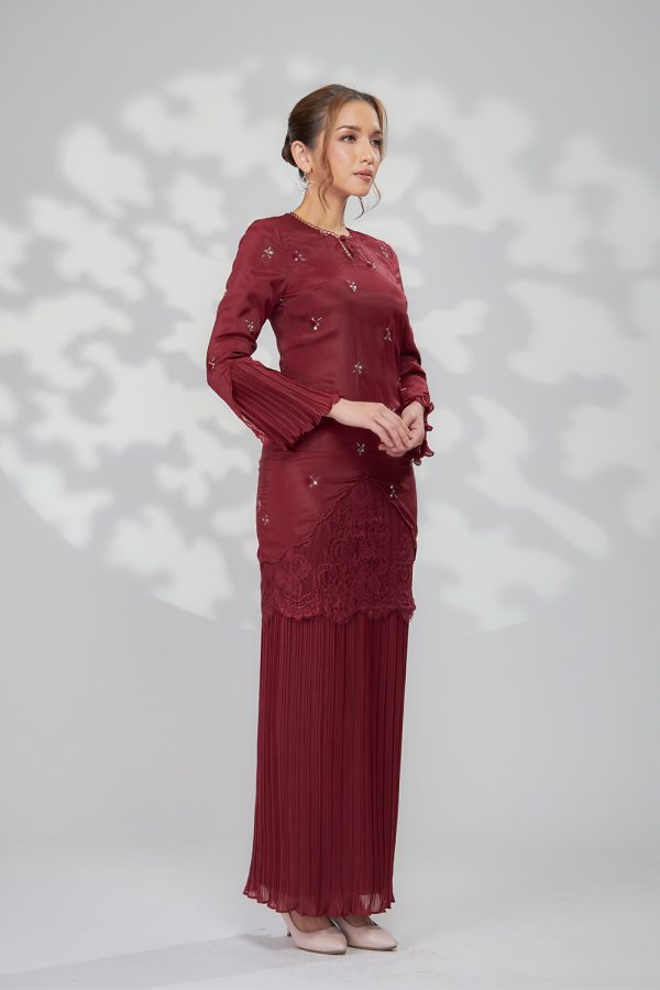 FRANCESCA.MAROON.3 FRANCESCA.MAROON.3