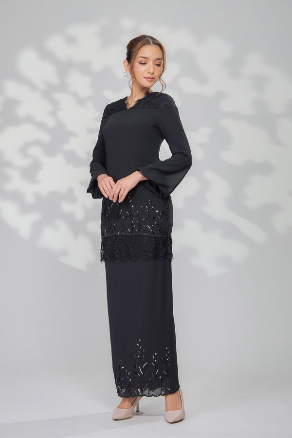 HANNAH.BLACK.2