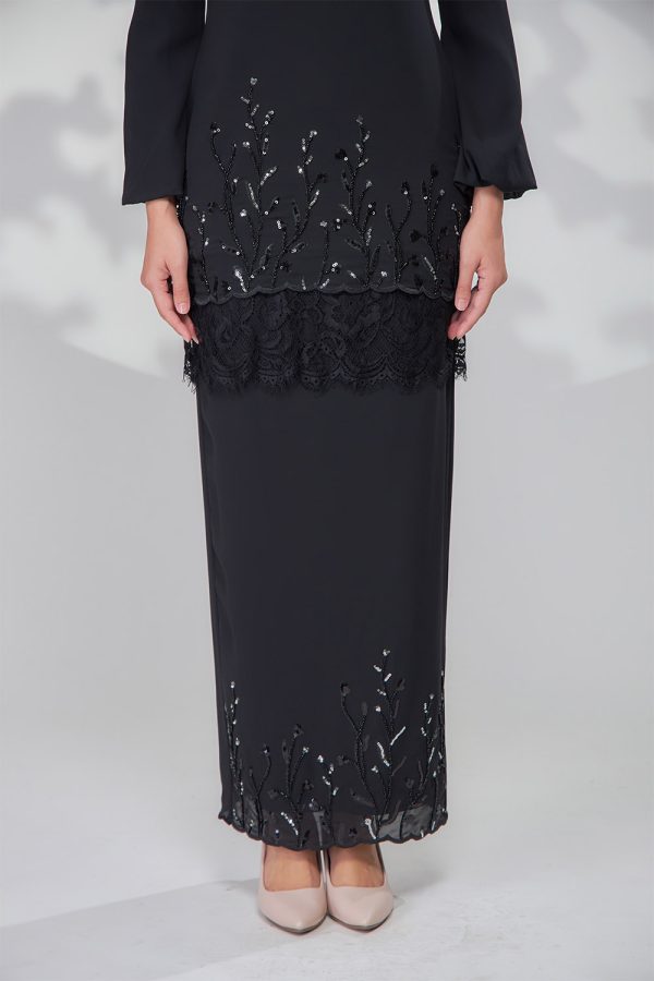 HANNAH.BLACK.5 HANNAH.BLACK.5