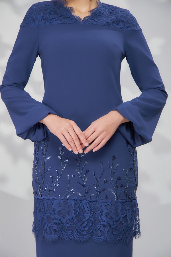 HANNAH.NAVYBLUE.4 HANNAH.NAVYBLUE.4