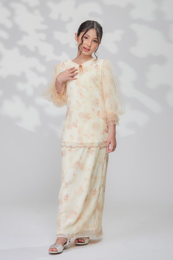 PENELOPE.KIDS.NUDE.6 PENELOPE.KIDS.NUDE.6