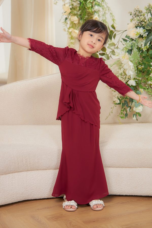 RILEY.MAROON.KIDS.3 RILEY.MAROON.KIDS.3