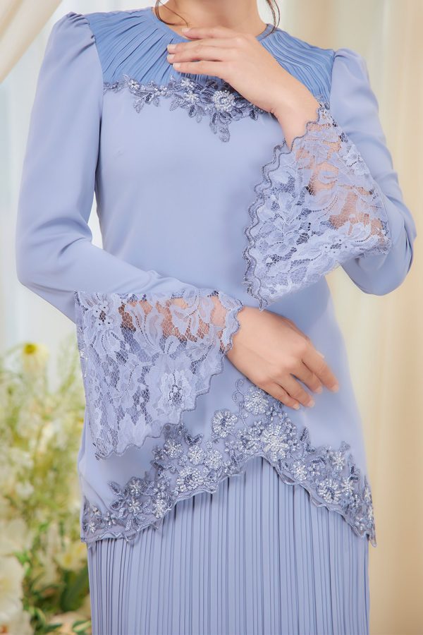 SELENA.BLUE.3 SELENA.BLUE.3