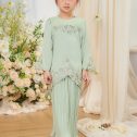 SELENA.MINTGREEN.KIDS.1