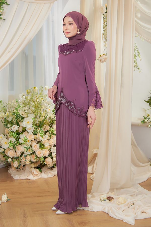 SELENA.PURPLE.2 SELENA.PURPLE.2