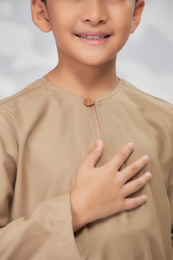 edward.boy.nudebrown.3 edward.boy.nudebrown.3