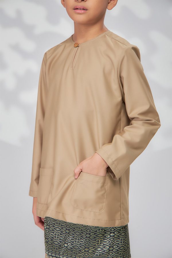 edward.boy.nudebrown.4 edward.boy.nudebrown.4