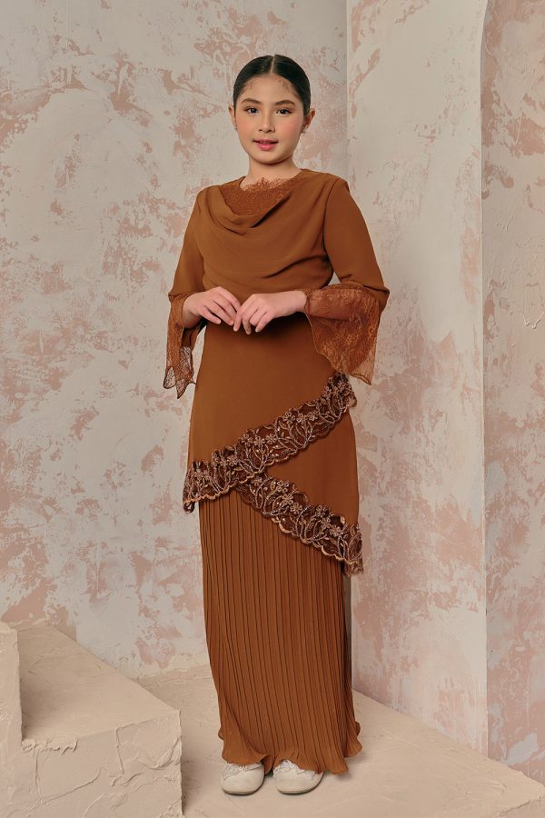 anggun_cb_K_4 anggun_cb_K_4