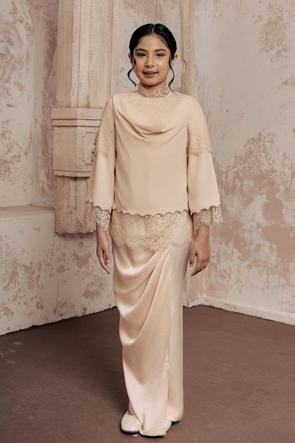 dayang.dustyyelloww.1