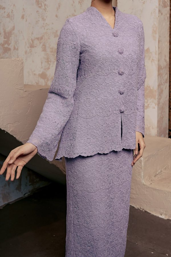 kartika.lavender.4 kartika.lavender.4