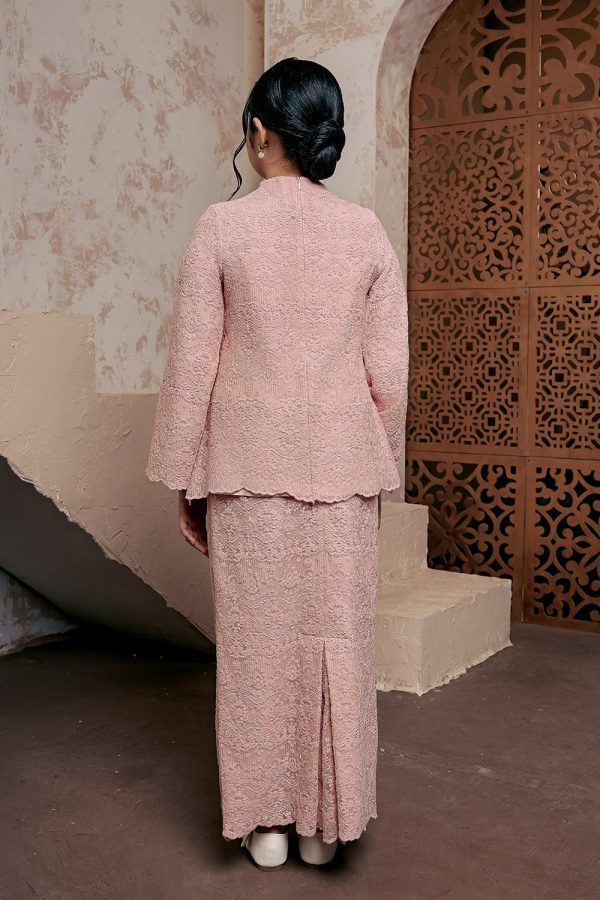 kartika.pinkk.4 kartika.pinkk.4