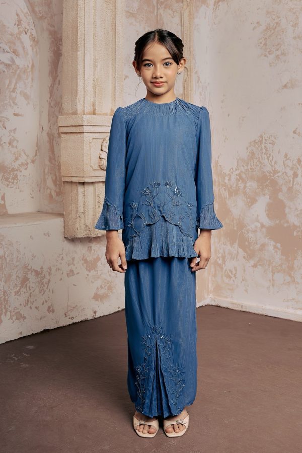 kencana.sapphirebluee.1 kencana.sapphirebluee.1