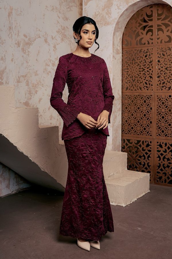 kirana.burgundy.3 kirana.burgundy.3