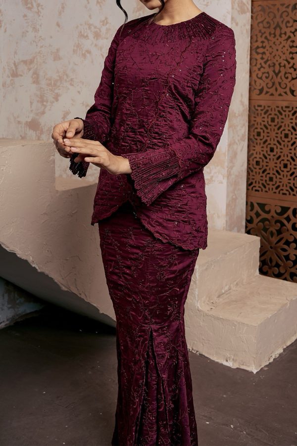 kirana.burgundy.4 kirana.burgundy.4