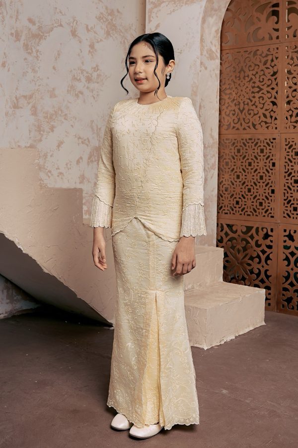 kirana.dustyyelloww.2 kirana.dustyyelloww.2