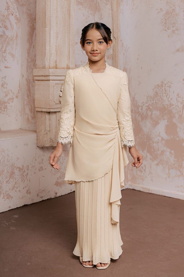 puteri.butteryelloww.1