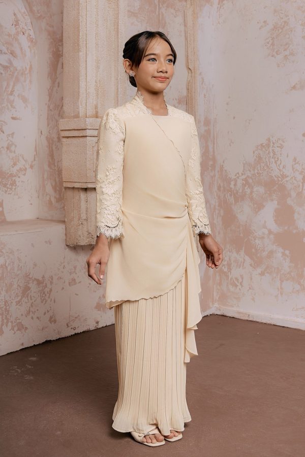 puteri.butteryelloww.3 puteri.butteryelloww.3