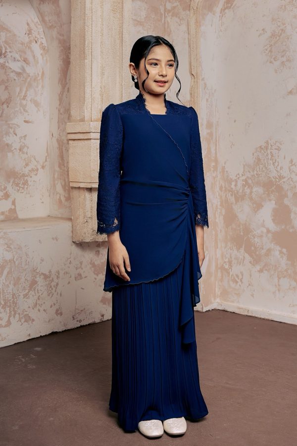 puteri.navybluee.3 puteri.navybluee.3