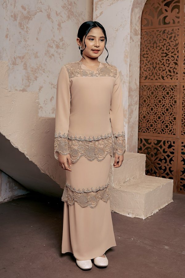 seri.champagnee.3 seri.champagnee.3