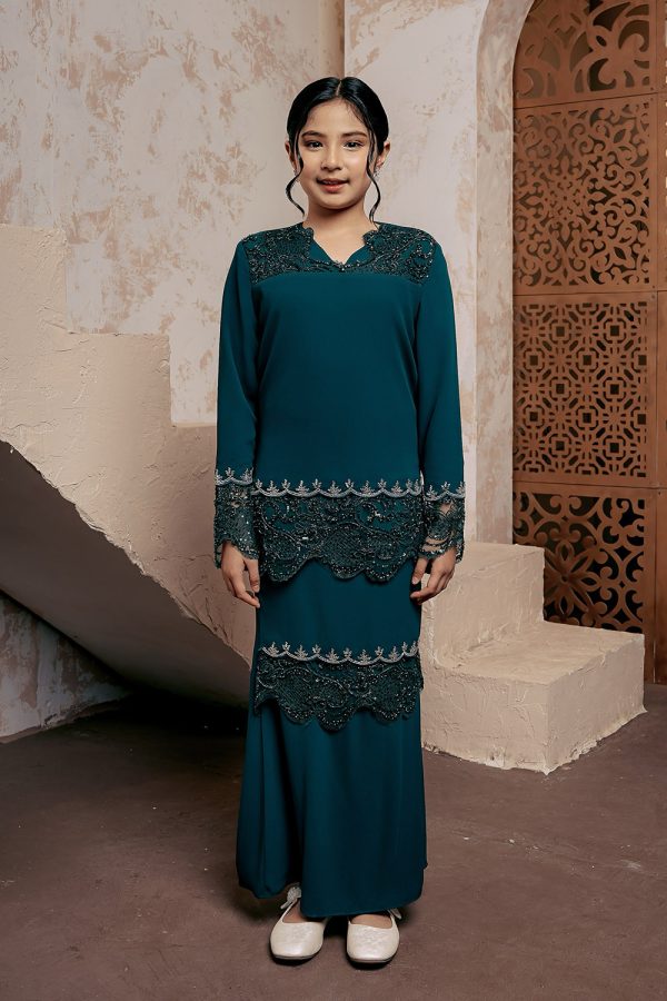 seri.emeraldgreenn.1