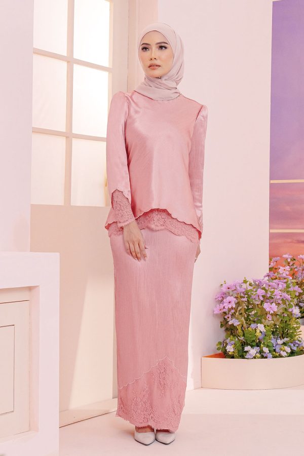 Daisy Kurung - Pink