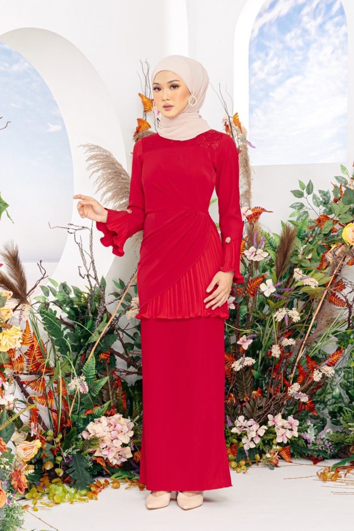 Mikayla Kurung Chili Red