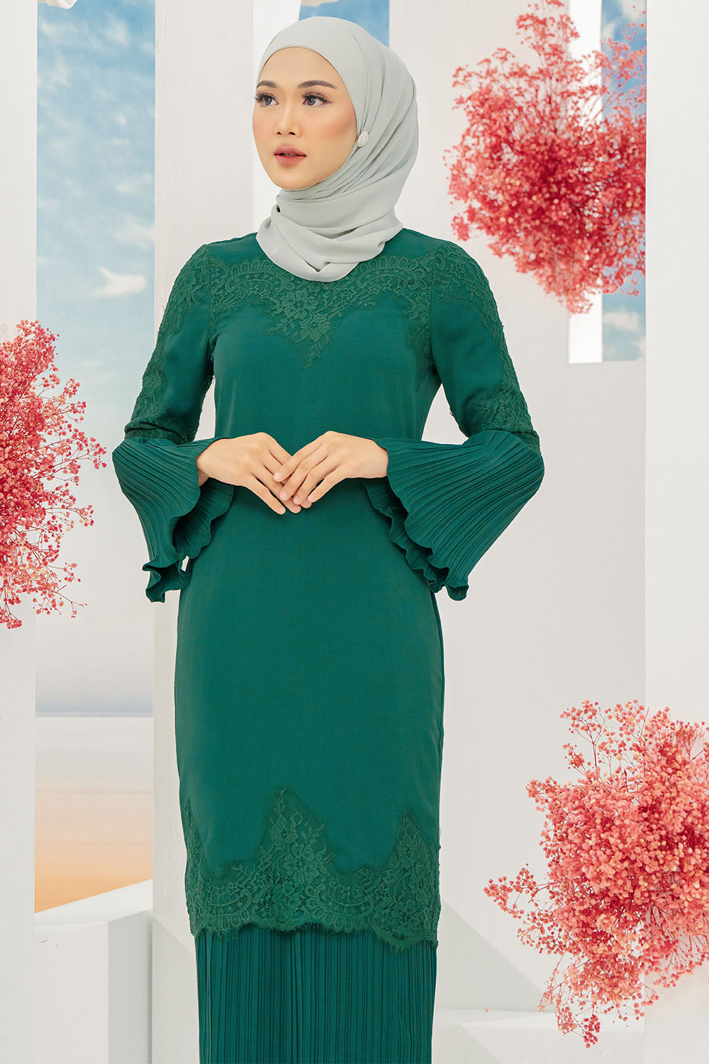 Ariel Pleated Kurung Emerald Green