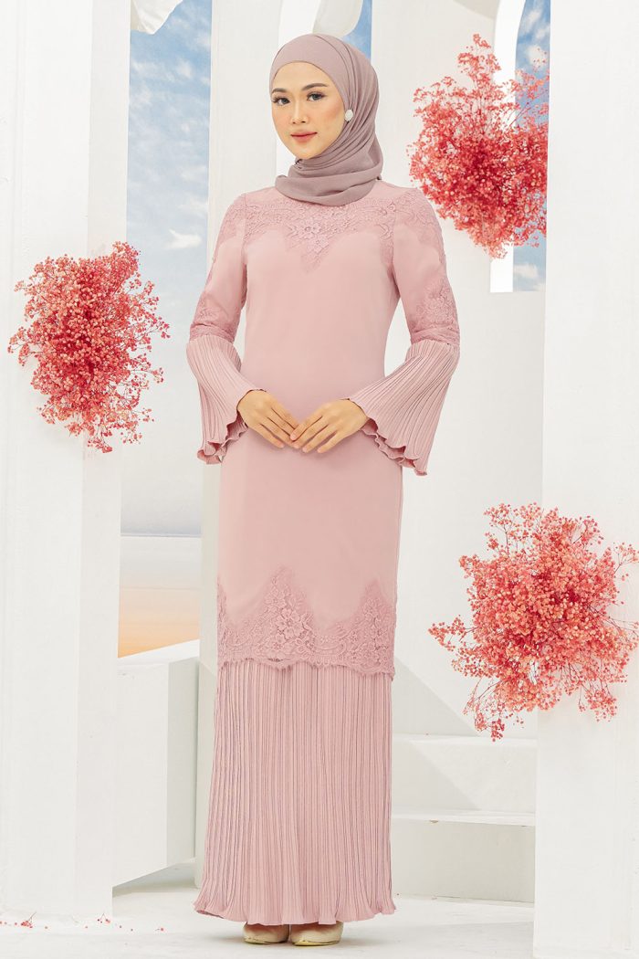 Ariel Pleated Kurung Pale French Pink