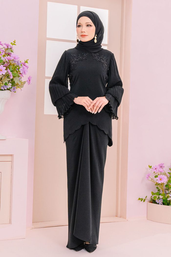 Magnolia Kurung - Black